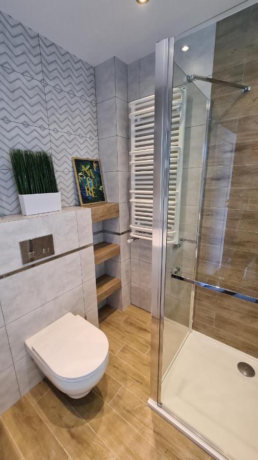 Apartament Deluxe 3 Oswiecim Bagian luar foto